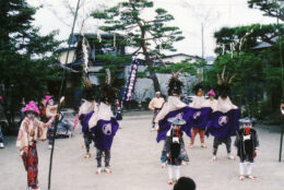 旭一流内楯獅子踊