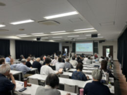 大学開催のリカレント講座